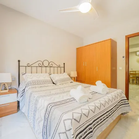 Aparthotel Cubo'S Apartamento Medina Fuengirola